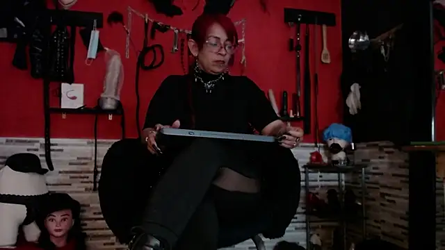 Miss Mirandaa online show from 12-16-25, 12:48