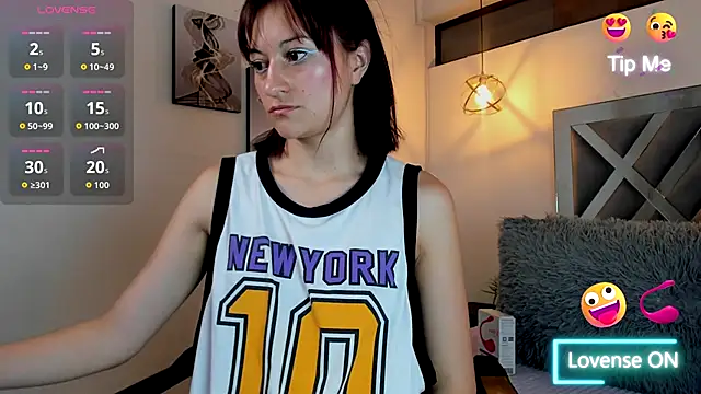 Candy Hott7 online show from 09-17-25, 08:32