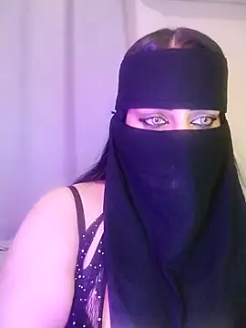 Snapshot of lilyan12 chatting on 09-19-25, 09:26 lilyan12 online show from 09-19-25, 09:26