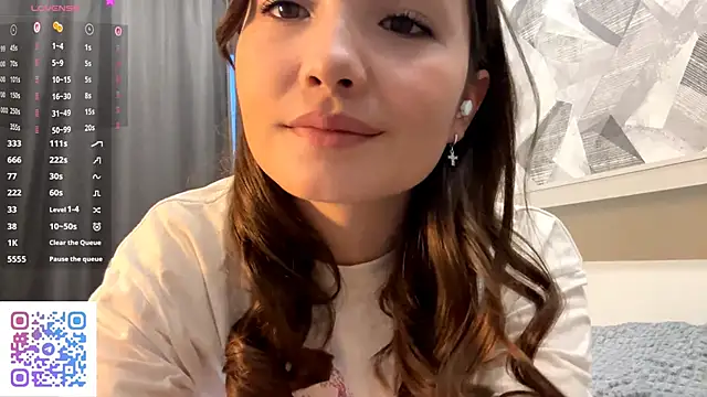 KiraVelvet online show from 10-21-25, 02:07