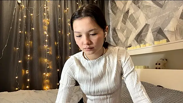 KiraVelvet online show from 12-01-25, 09:25