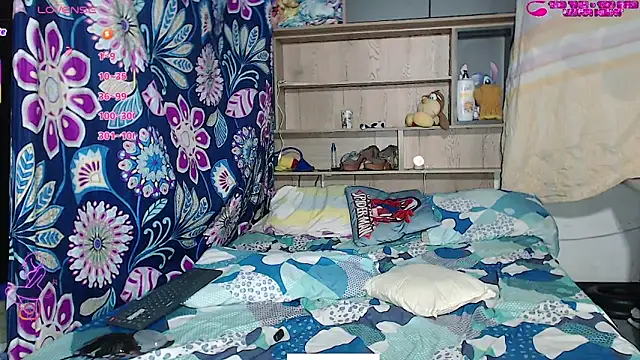 luisafe2025 online show from 10-30-25, 04:03