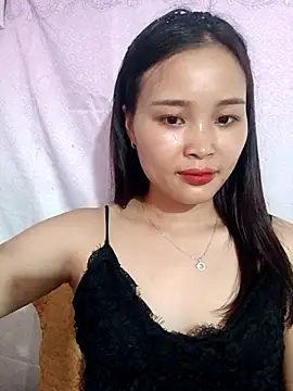 Snapshot of Lili_lovely chatting on 09-22-25, 03:08 Lili lovely online show from 09-22-25, 03:08