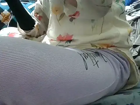 Roshani hoty online show from 03-30-26, 06:09