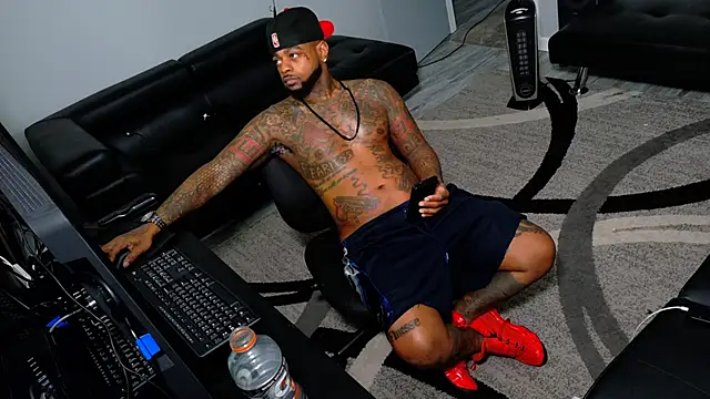 SLANGONDEMHOES online show from 02-01-26, 07:29