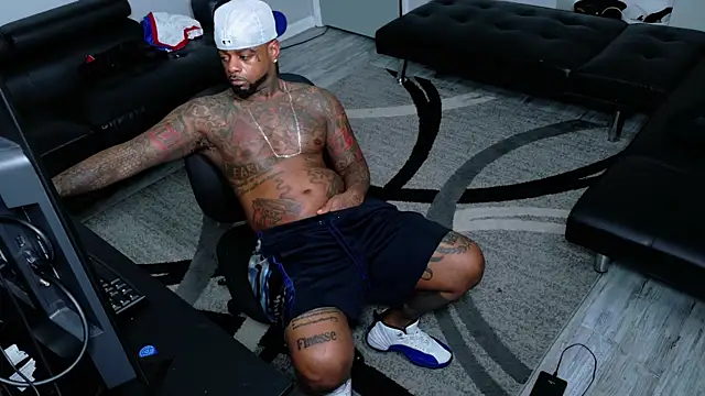 SLANGONDEMHOES online show from 03-28-26, 07:57