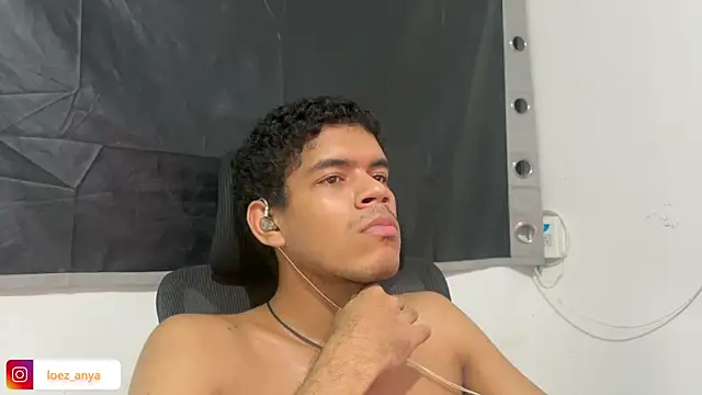 Snapshot of jonhsebastiann chatting on 05-30-26, 07:05 jonhsebastiann online show from 05-30-26, 07:05