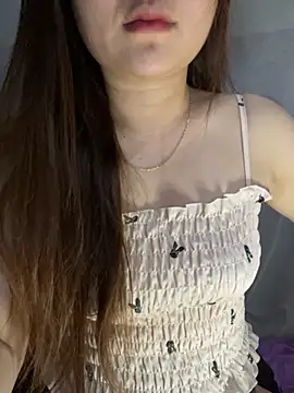 Hinne07 online show from 09-17-25, 03:14