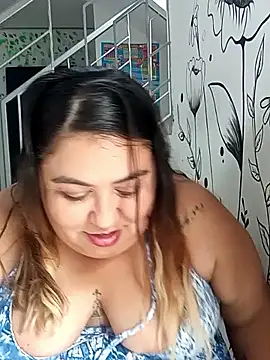 curvy diva  online show from 09-29-25, 02:00