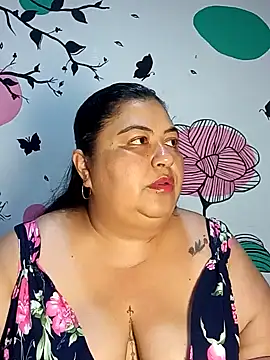 curvy diva  online show from 01-12-26, 09:25