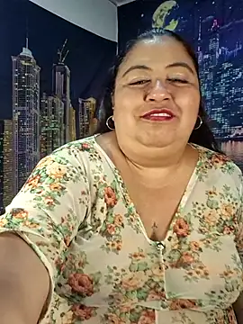 curvy diva  online show from 04-18-26, 10:08