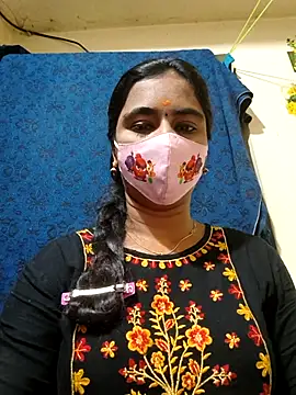 mini-queen online show from 02-24-26, 10:24