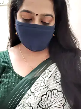 Snapshot of saritha29 chatting on 06-07-26, 04:44 saritha29 online show from 06-07-26, 04:44