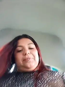 snow belle online show from 10-31-25, 07:26