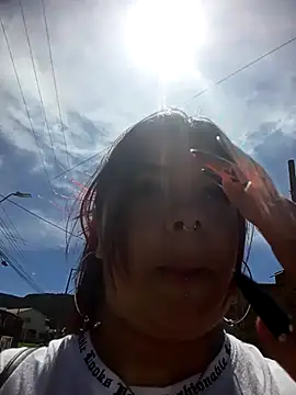 snow belle online show from 11-27-25, 03:14