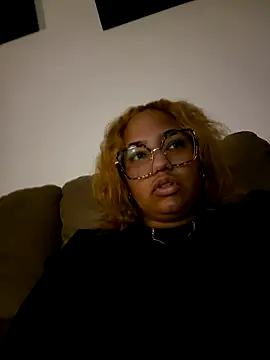 Snapshot of StylishEchium chatting on 06-05-26, 04:41 StylishEchium online show from 06-05-26, 04:41