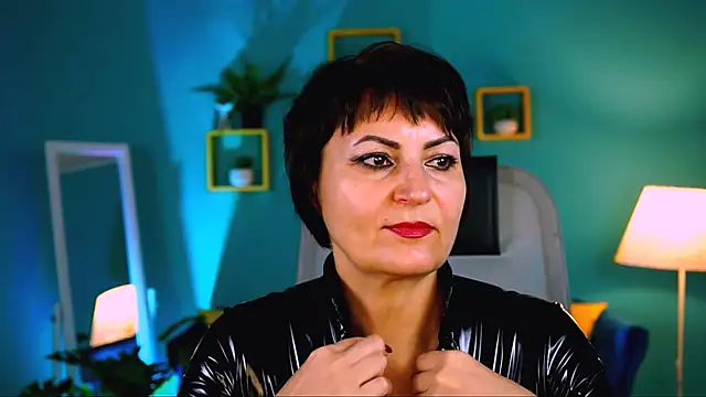 HelenBeler online show from 11-17-25, 05:46