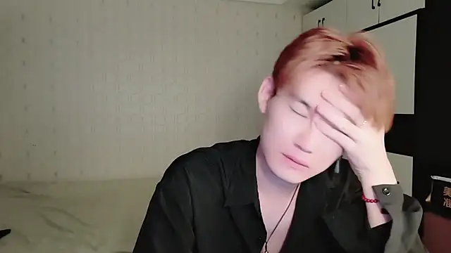 Snapshot of Dancer03 chatting on 09-13-25, 05:02 Dancer03 online show from 09-13-25, 05:02