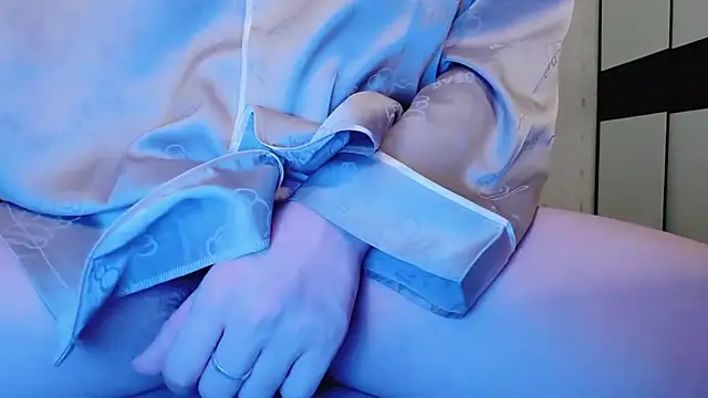 Snapshot of Dancer03 chatting on 09-17-25, 01:46 Dancer03 online show from 09-17-25, 01:46