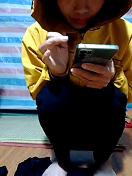 Snapshot of Georgia_here chatting on 11-28-25, 11:18 Georgia here online show from 11-28-25, 11:18