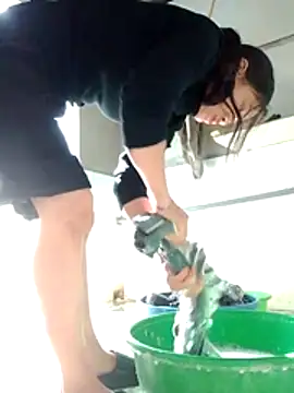 Snapshot of Georgia_here chatting on 12-15-25, 04:17 Georgia here online show from 12-15-25, 04:17