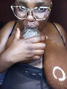 TheSpiceyQueen online show from 02-20-26, 08:31