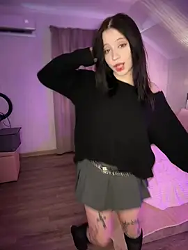 YourLittleDevil online show from 04-20-26, 01:25