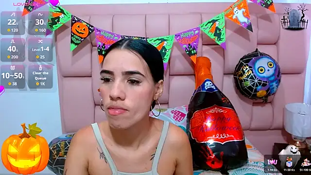 Snapshot of vanesa19_ chatting on 10-29-25, 12:40 vanesa19 online show from 10-29-25, 12:40