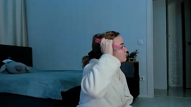 JanetShy online show from 01-07-26, 07:11