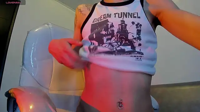 Angeel of lust online show from 11-02-25, 04:31