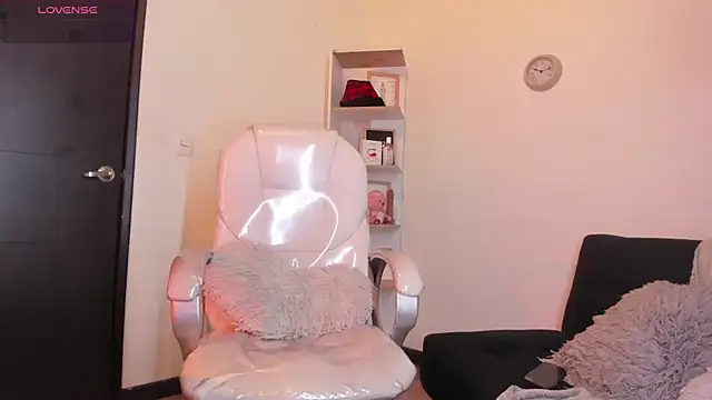 Angeel of lust online show from 11-29-25, 04:37