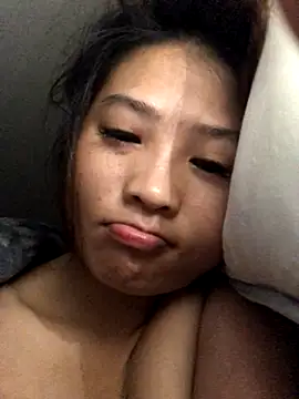 Snapshot of LiLy-0477 chatting on 09-08-25, 06:40 LiLy-0477 online show from 09-08-25, 06:40