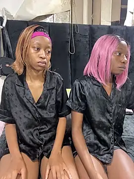 SexyPetitex25 online show from 03-24-26, 07:08