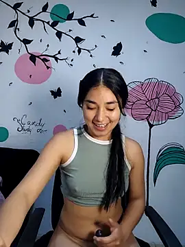 Snapshot of AmberGold- chatting on 10-16-25, 10:49 AmberGold- online show from 10-16-25, 10:49