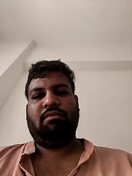 Snapshot of vinay_smalldick chatting on 04-28-26, 03:44 vinay smalldick online show from 04-28-26, 03:44