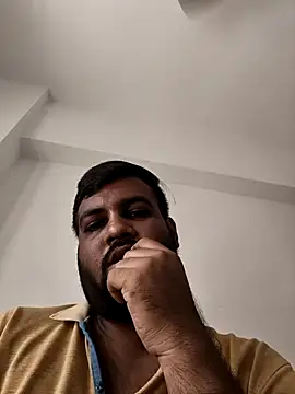 Snapshot of vinay_smalldick chatting on 04-29-26, 05:00 vinay smalldick online show from 04-29-26, 05:00