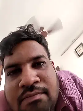 Snapshot of vinay_smalldick chatting on 05-30-26, 11:18 vinay smalldick online show from 05-30-26, 11:18