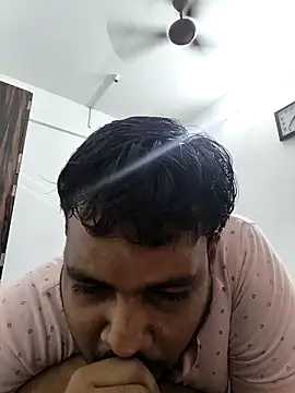 Snapshot of vinay_smalldick chatting on 06-08-26, 02:06 vinay smalldick online show from 06-08-26, 02:06