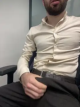 Snapshot of speddy34 chatting on 02-17-26, 06:43 speddy34 online show from 02-17-26, 06:43