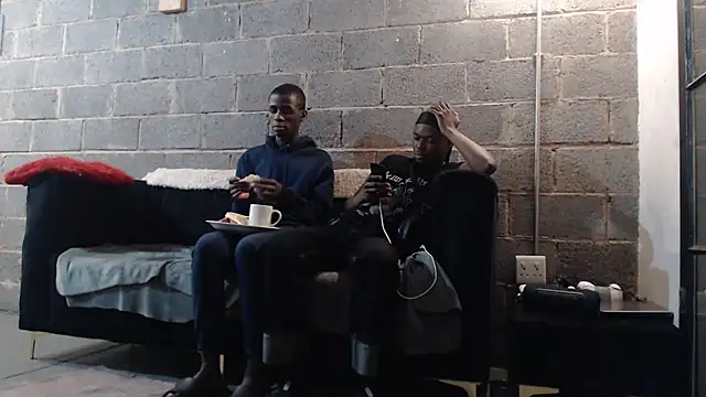 Snapshot of Vince_Favent chatting on 09-26-25, 05:28 Vince Favent online show from 09-26-25, 05:28