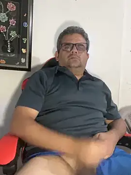 Katracho6969 online show from 02-12-26, 04:07