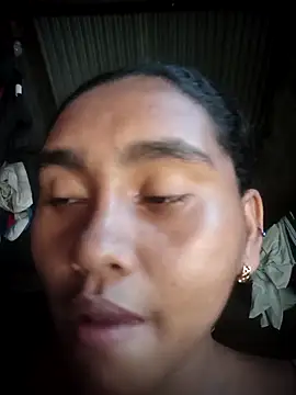 Lucy-Ferr online show from 10-29-25, 07:15