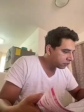 JoseShots69 online show from 06-18-26, 07:07