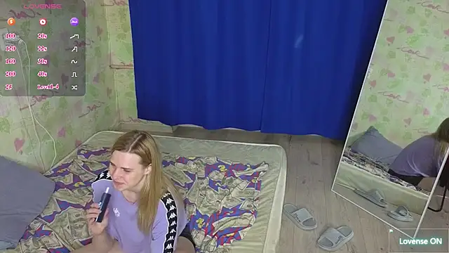 HelenMartines online show from 06-28-26, 06:58
