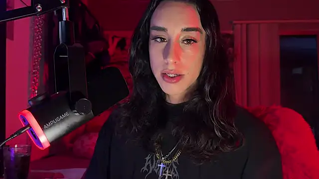 xoFrankie online show from 04-17-26, 02:36