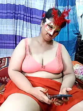 Tanisha-Chy online show from 06-05-26, 06:02