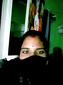 Snapshot of Hot_reew chatting on 11-07-25, 02:28 Hot reew online show from 11-07-25, 02:28