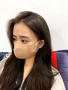 Mochi21 online show from 10-31-25, 03:40