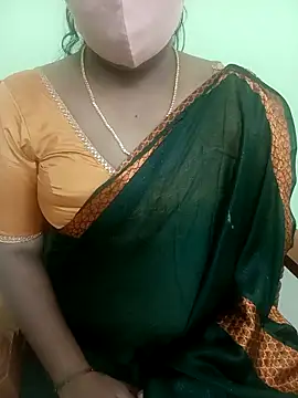 Snapshot of monal_95 chatting on 11-11-25, 05:40 monal 95 online show from 11-11-25, 05:40