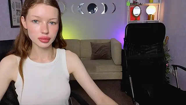 Snapshot of khloebeauty chatting on 06-12-26, 06:01 khloebeauty online show from 06-12-26, 06:01